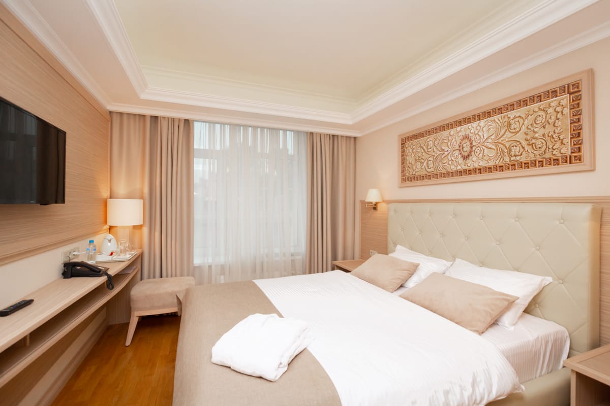 Otel' Tavricheskiy 4 Zvezdy — 4