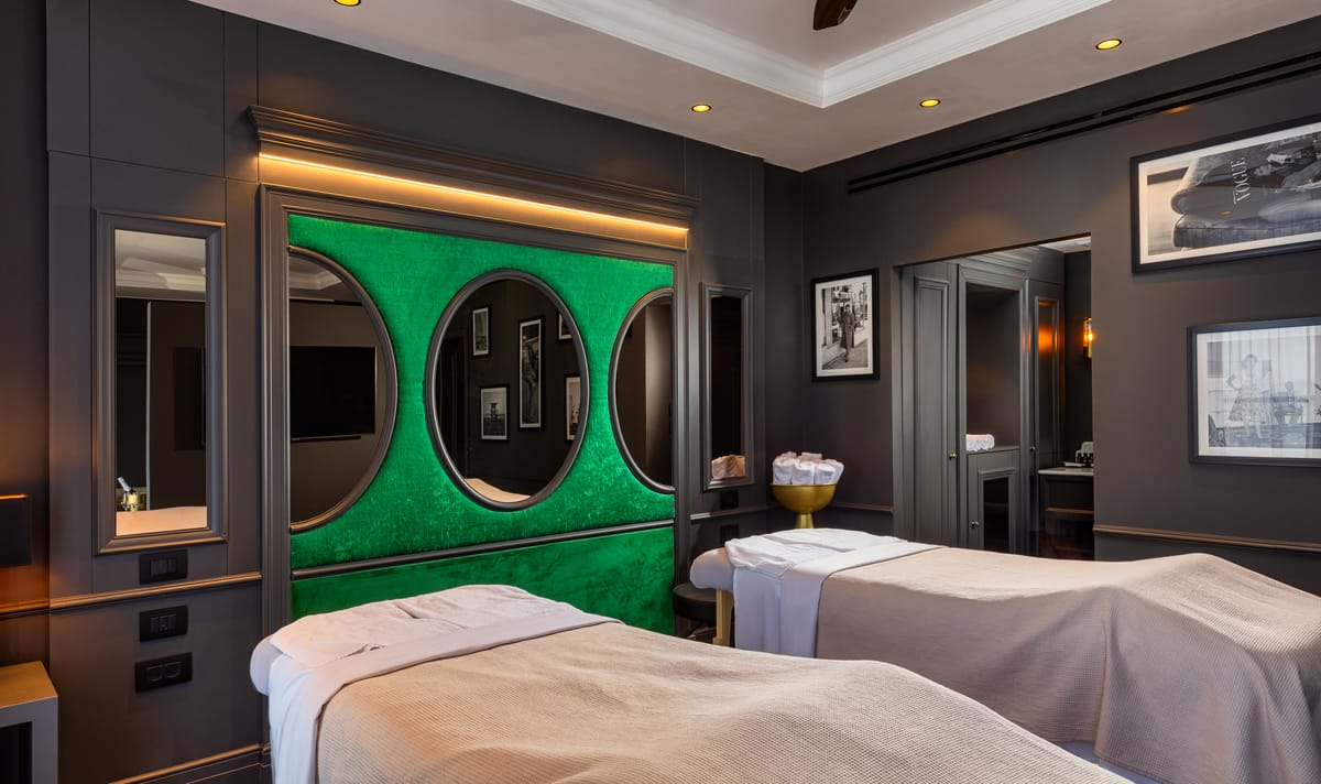דברה בראון | Debrah Brown by Brown Hotels — 2