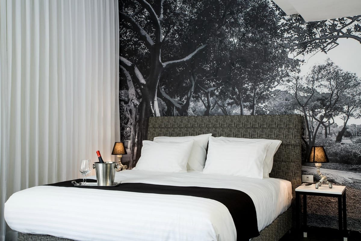 Dizengoff Avenue Hotel — 1