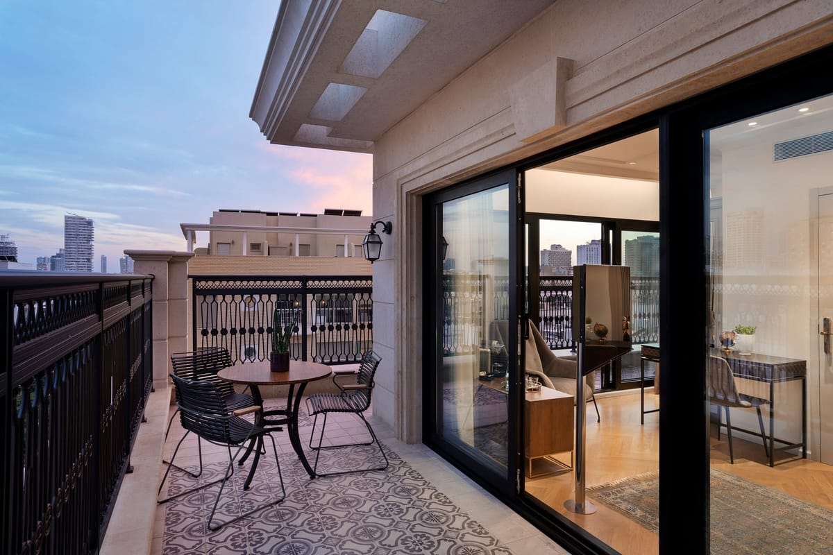 Jacob Samuel Hotel — 5