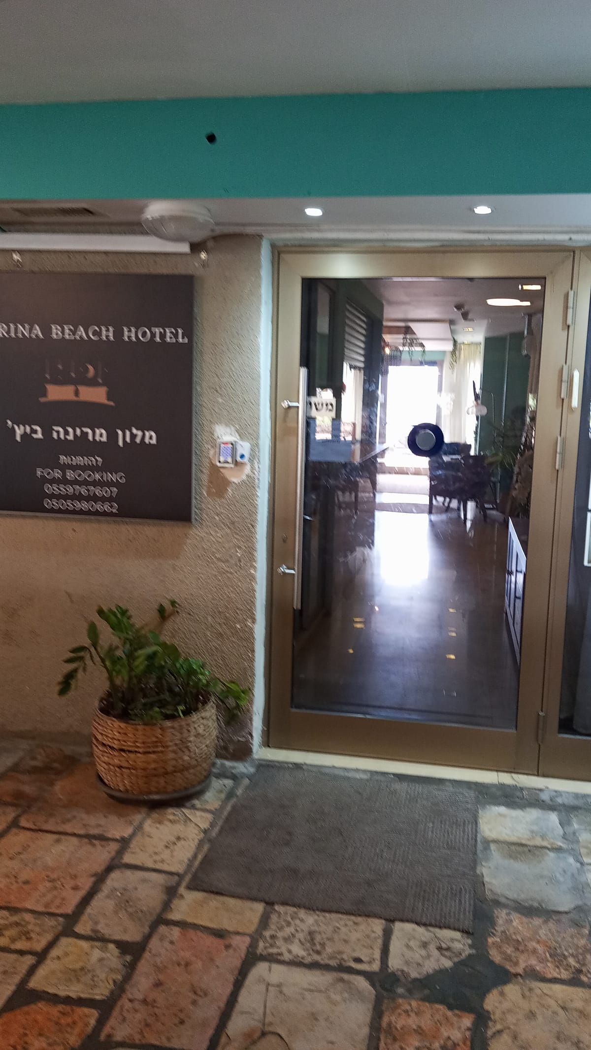 Marina Beach Hotel — 4