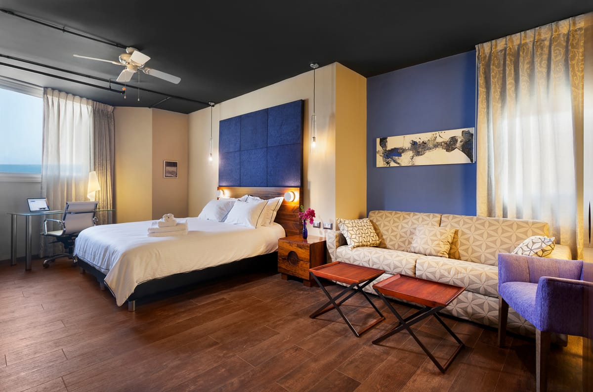 Play Hotel — 3