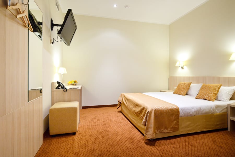SkyPoint Hotel — 2