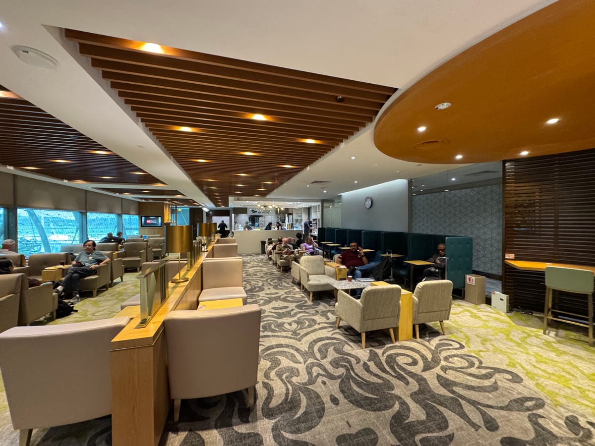 Ambassador Transit Lounge - Terminal 3 (AIRSIDE) — 3