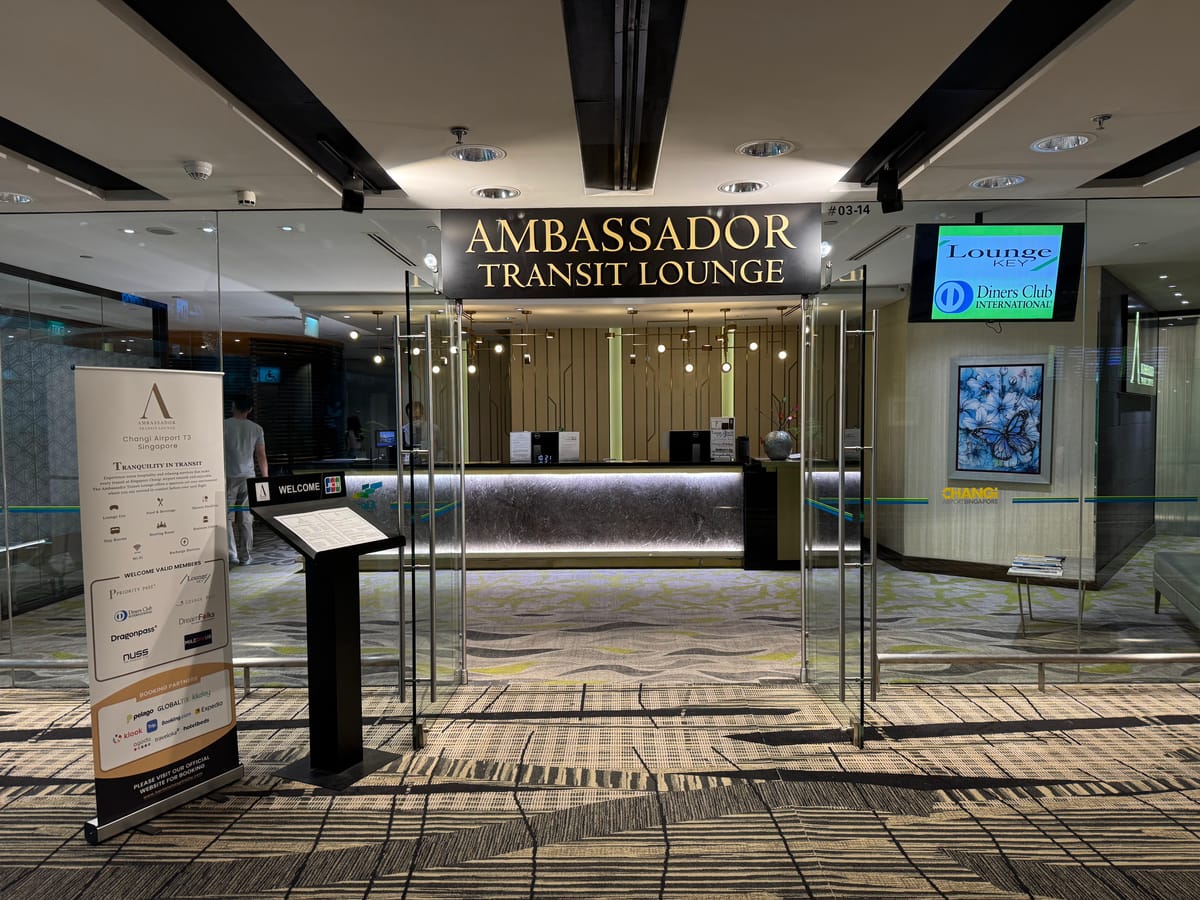 Ambassador Transit Lounge - Terminal 3 (AIRSIDE) — 4