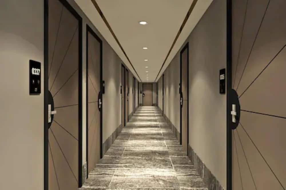 Hotel 81 Orchid — 2
