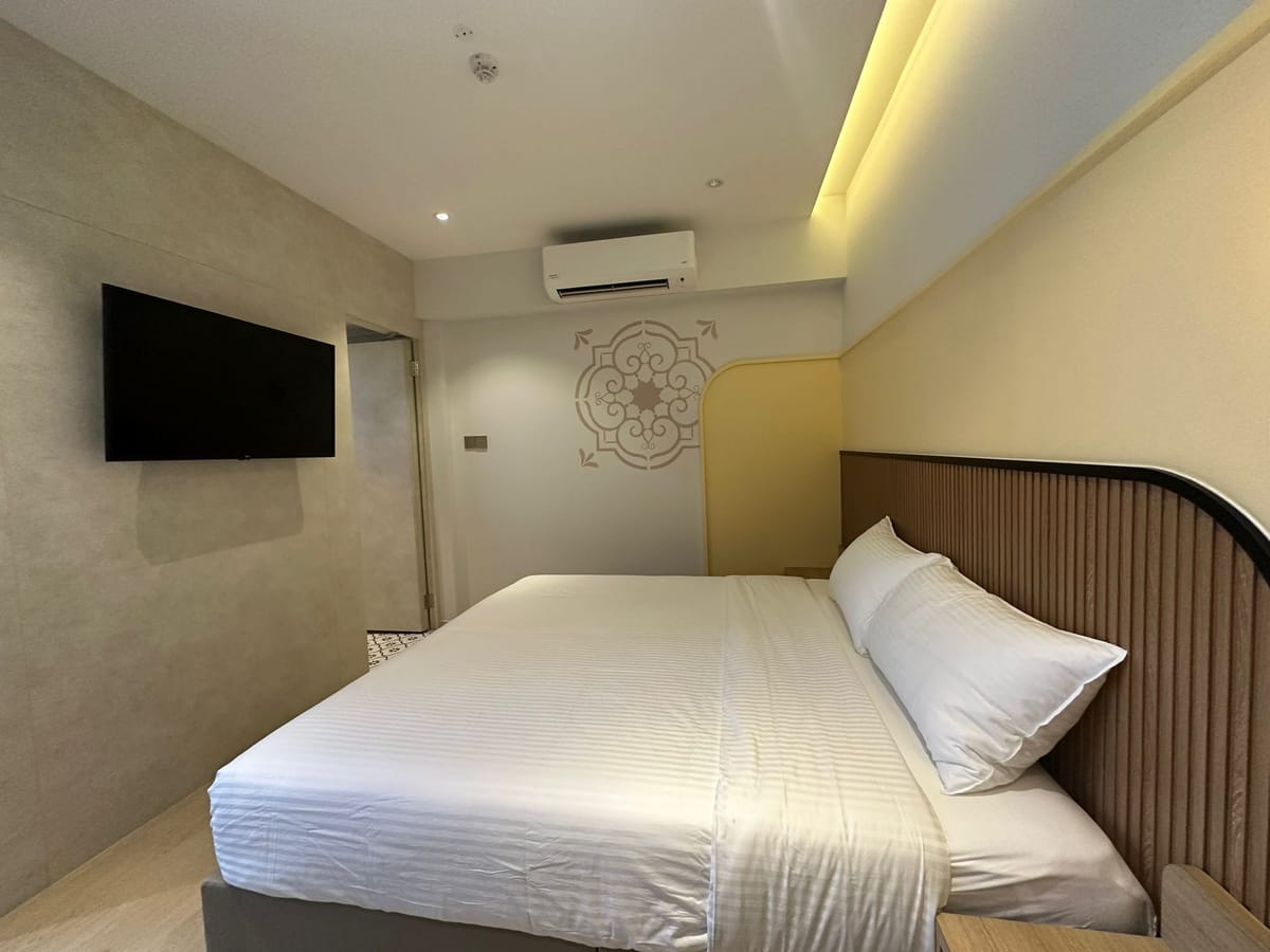 ISA Hotel & Apartment Hotel — 1
