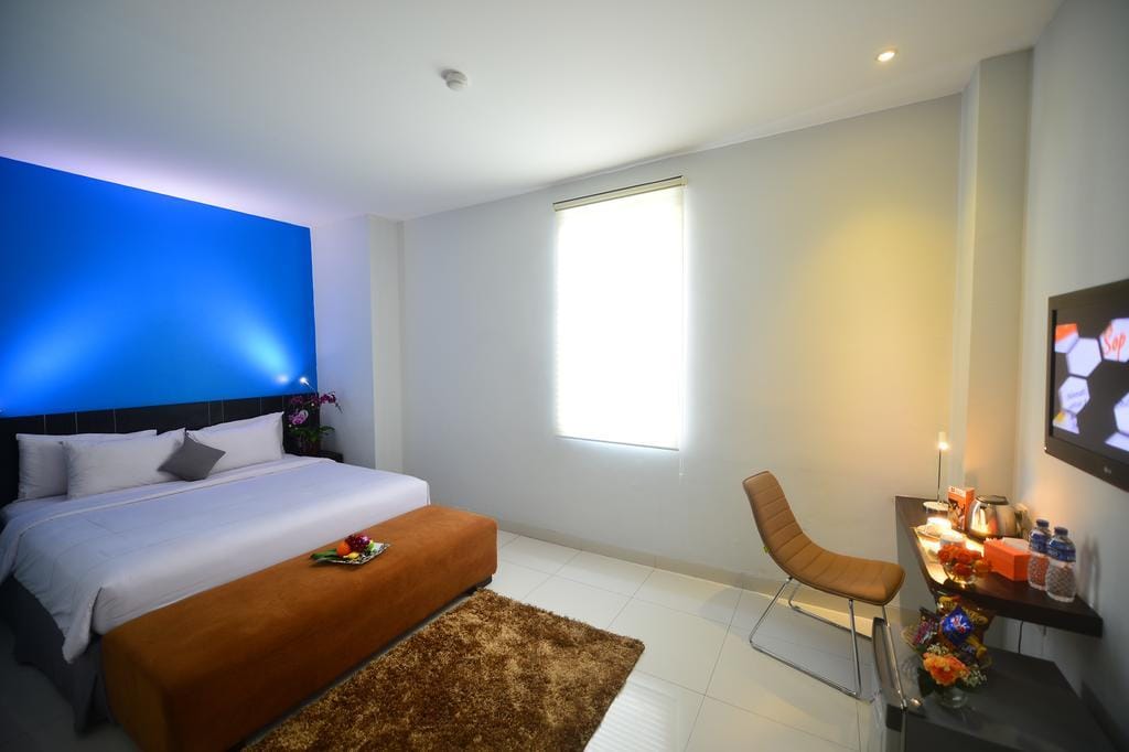 J hotel @Bandara Soekarno Hatta — 2