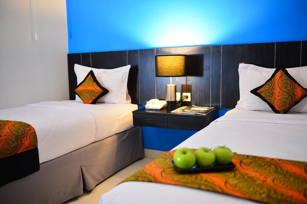 J hotel @Bandara Soekarno Hatta — 3