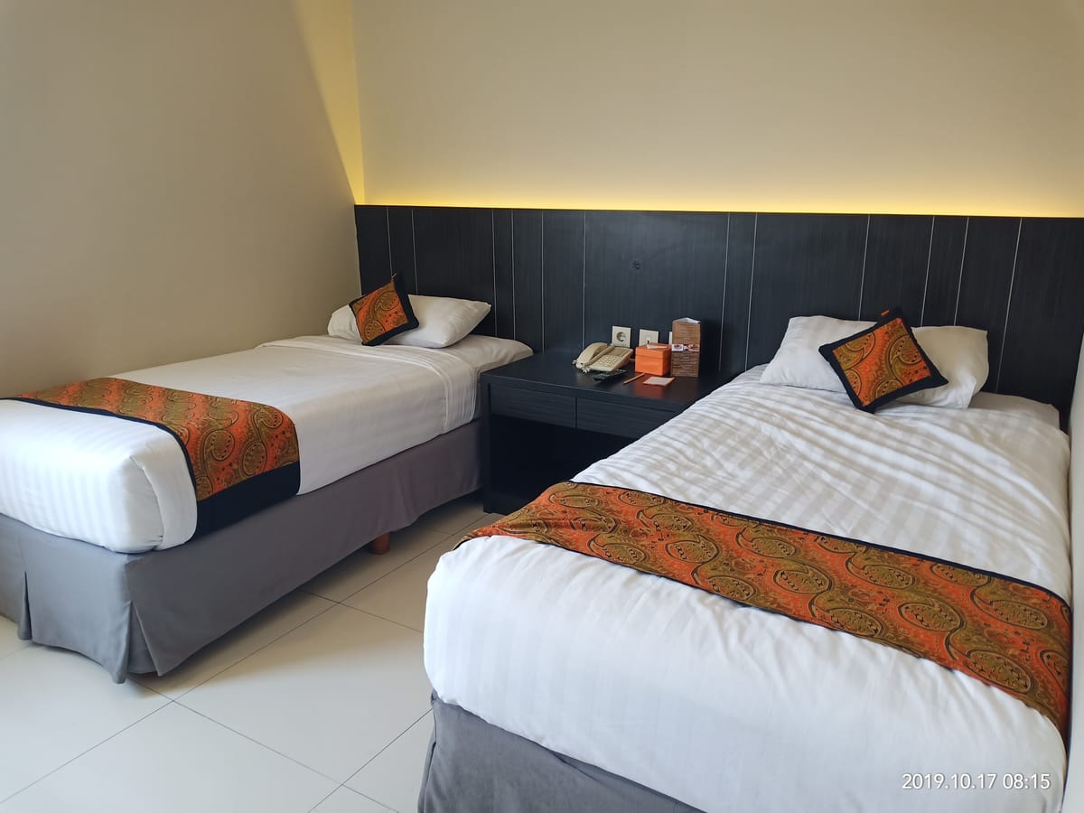 J hotel @Bandara Soekarno Hatta — 5