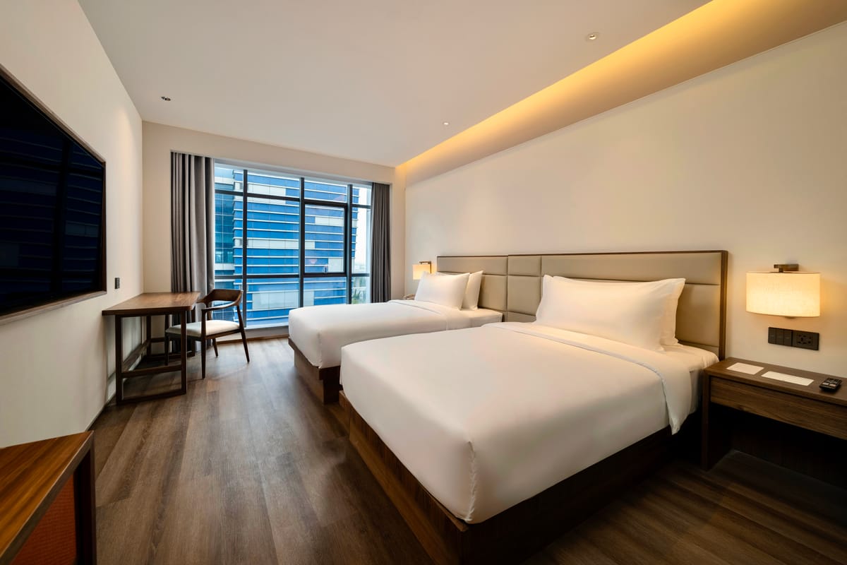 Model J Hotel Jakarta Soekarno-Hatta Airport (曼居酒店 雅加达苏加诺哈达机场店) — 2