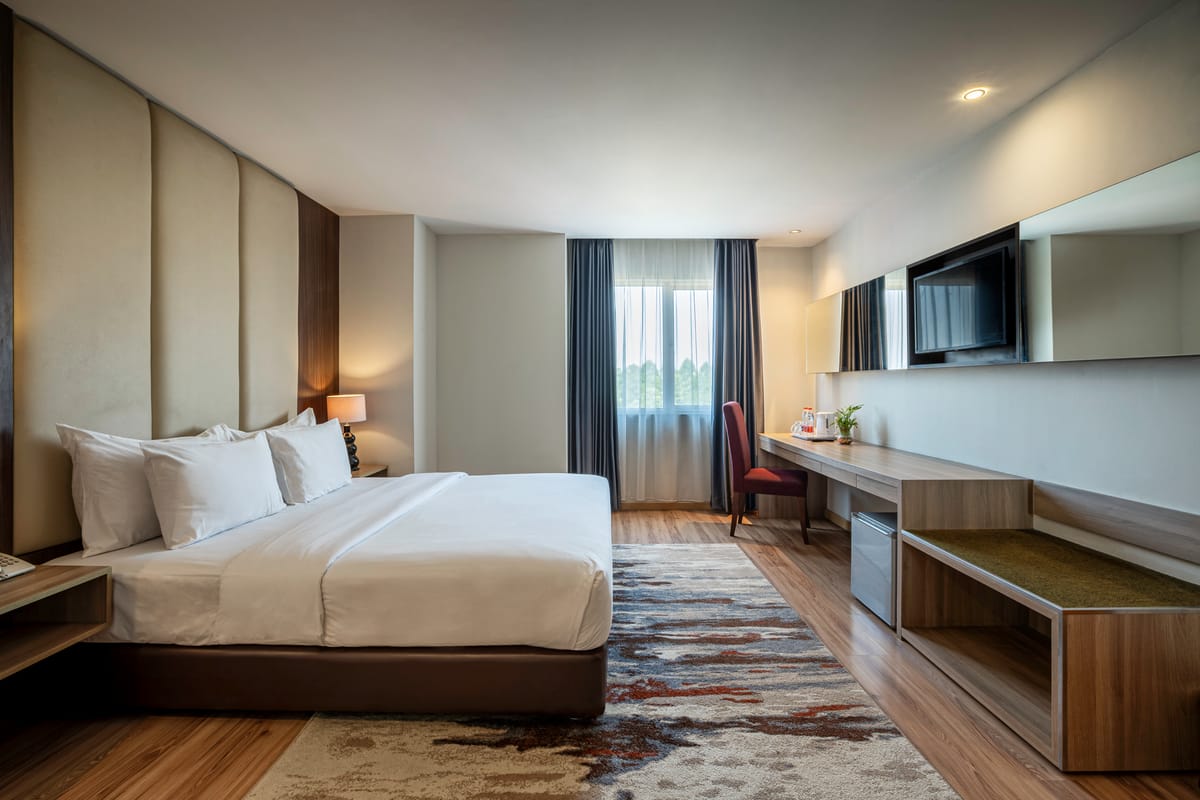 Orchardz Hotel Bandara, Tangerang — 1