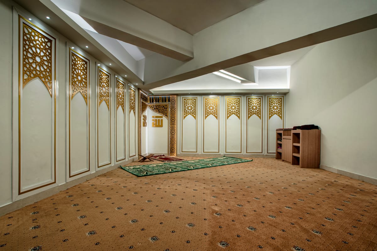 Orchardz Hotel Bandara, Tangerang — 4