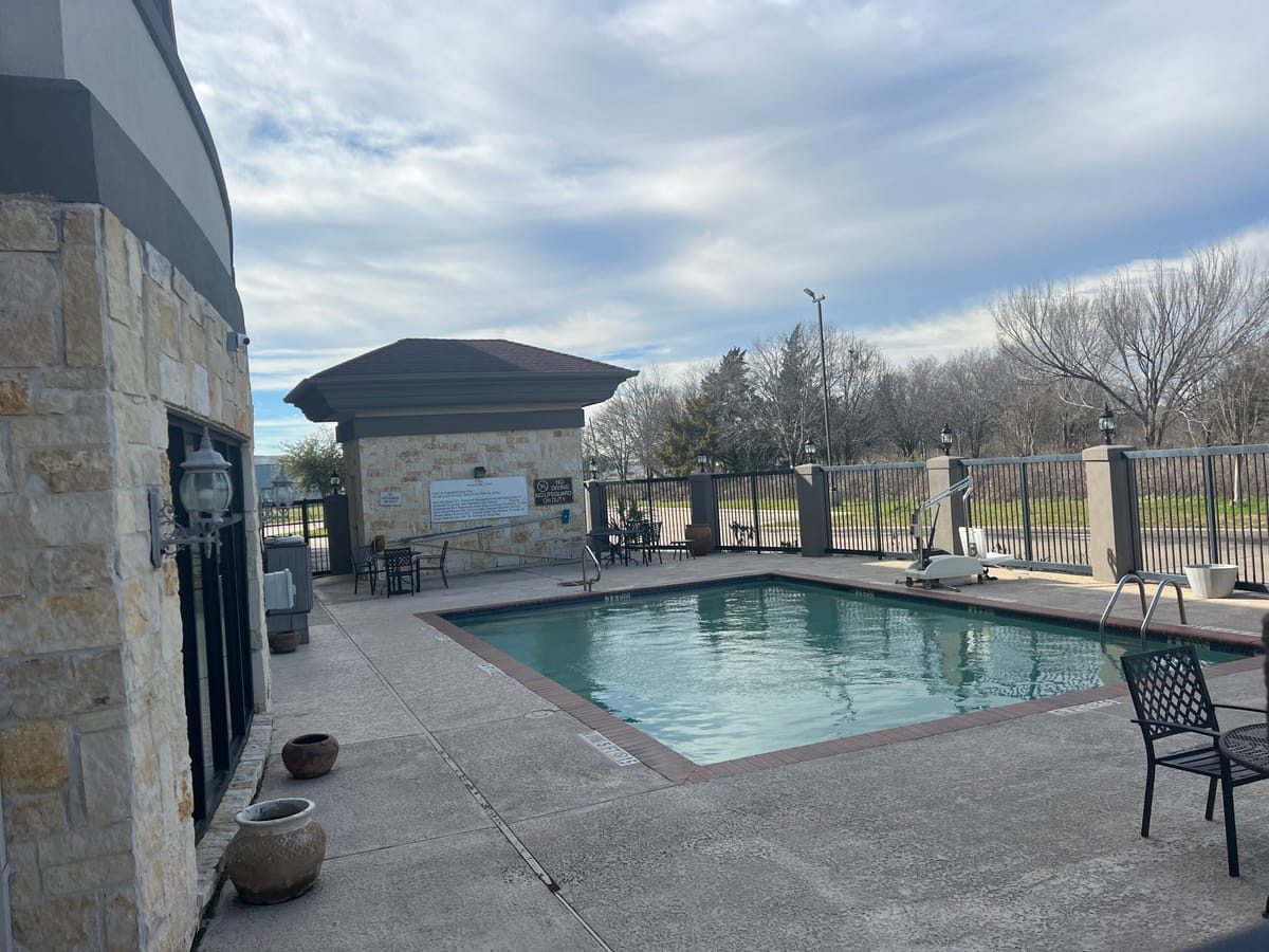 Aspen Grand Hotel Houston — 5