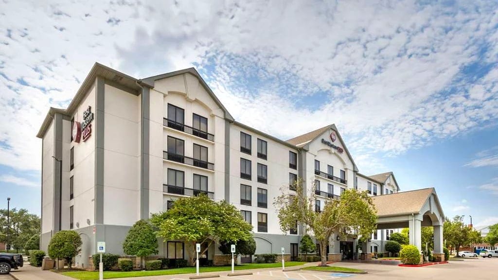 Best Western Plus Sugar Land/Stafford — 5