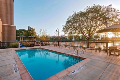 Courtyard by Marriott Houston Sugar Land/Lake Pointe — 5
