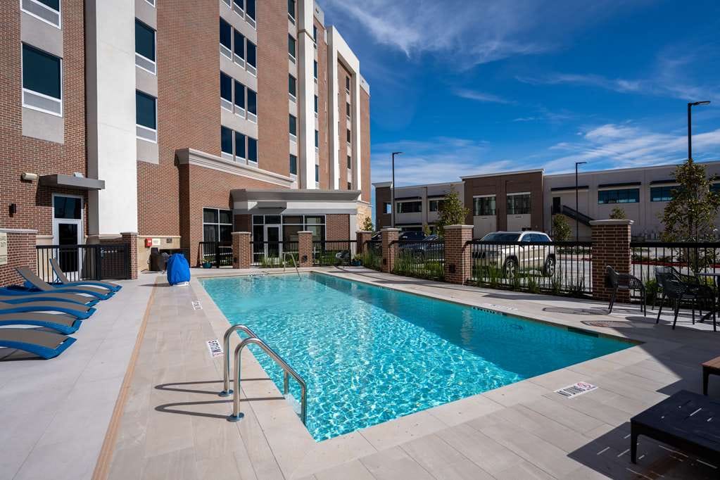 Hampton Inn & Suites Houston Sugar Land — 4