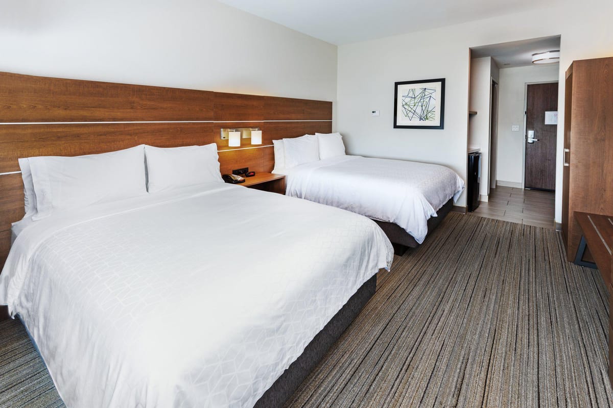 Holiday Inn Express & Suites Stafford NW - Sugar Land by IHG — 3
