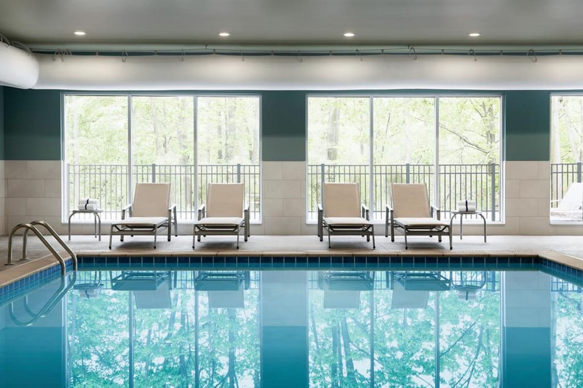 Holiday Inn Express & Suites Stafford NW - Sugar Land by IHG — 4