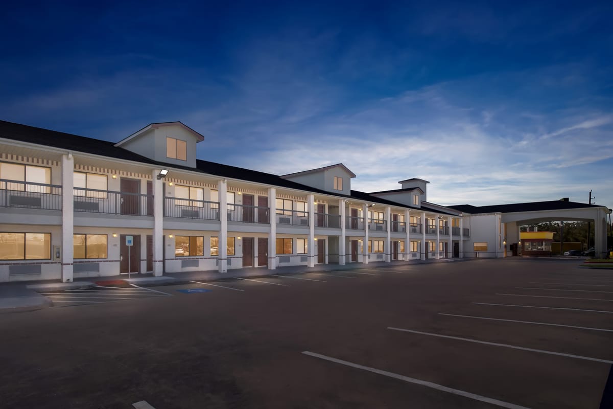 Red Roof Inn Stafford, TX — 2