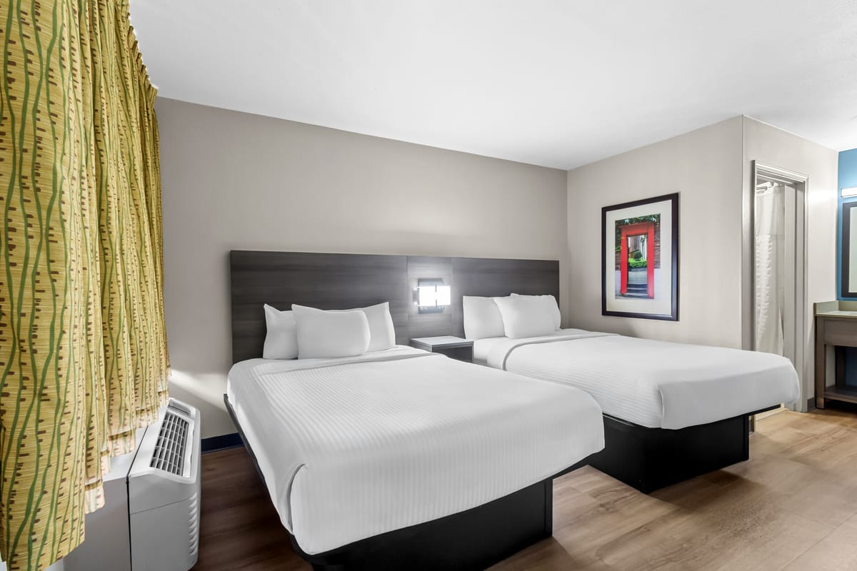 Sonesta Simply Suites Stafford — 3