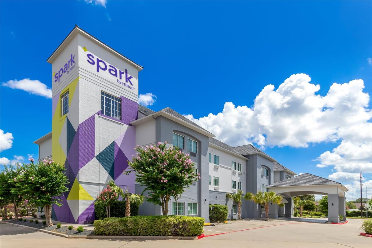 Spark by Hilton Missouri City Sugar Land — 1