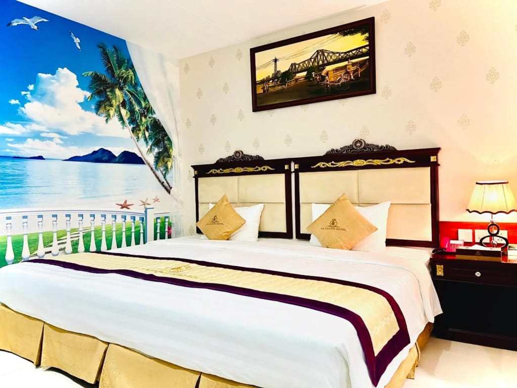 Le Saigon Hotel — 1