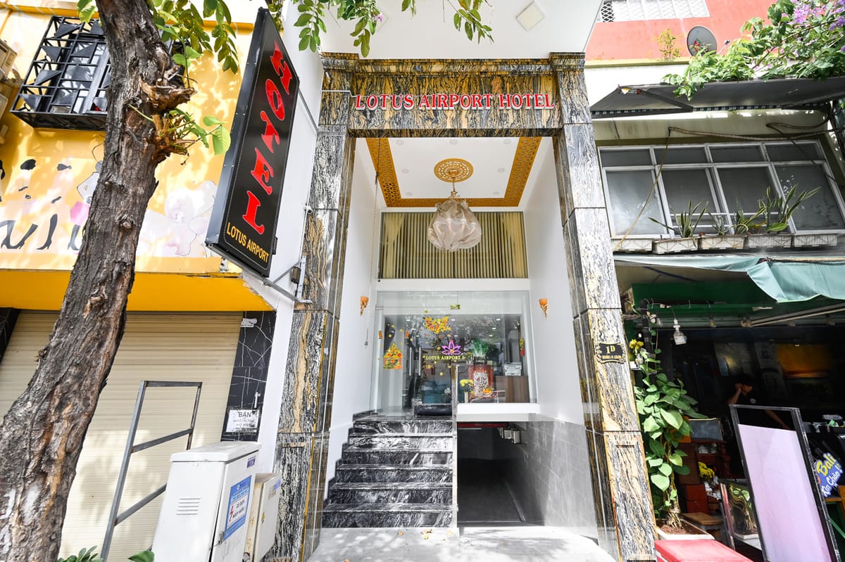 Lotus Airport Hotel Saigon — 4
