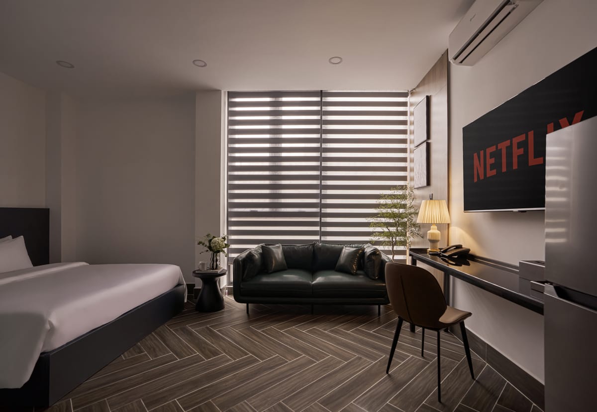 LoverA Airport Hotel By The One Group — 2