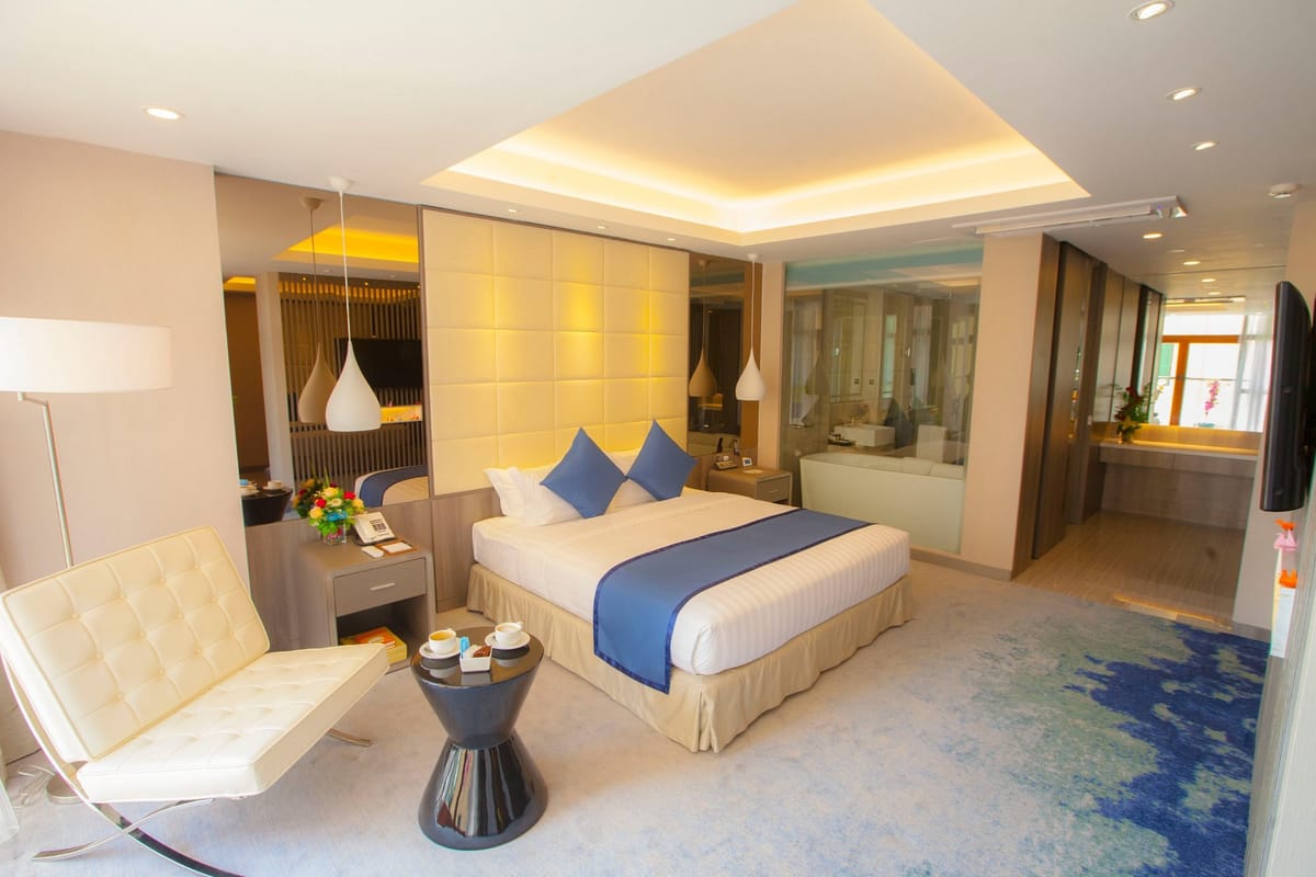 Grand Palace Hotel, Yangon — 1