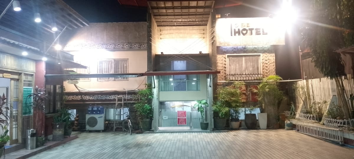 GSR Hotel (Golden Silk Road) — 1