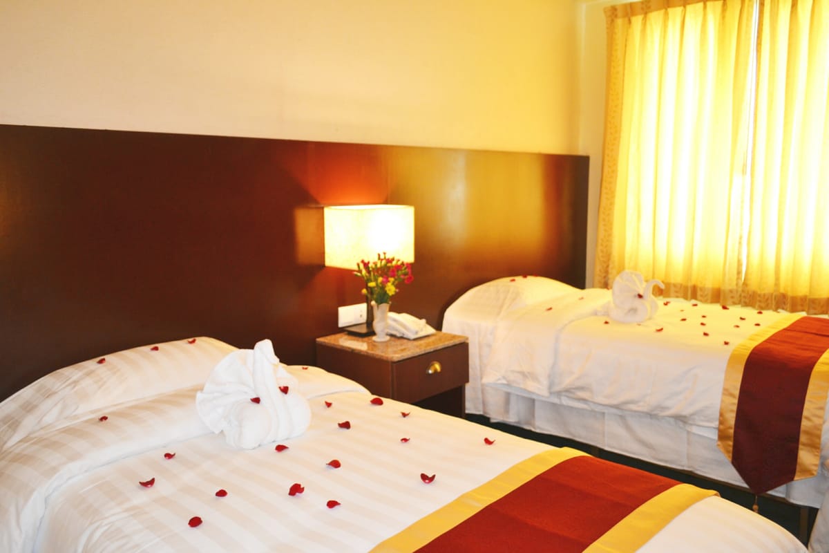 Hotel Broadway — 4