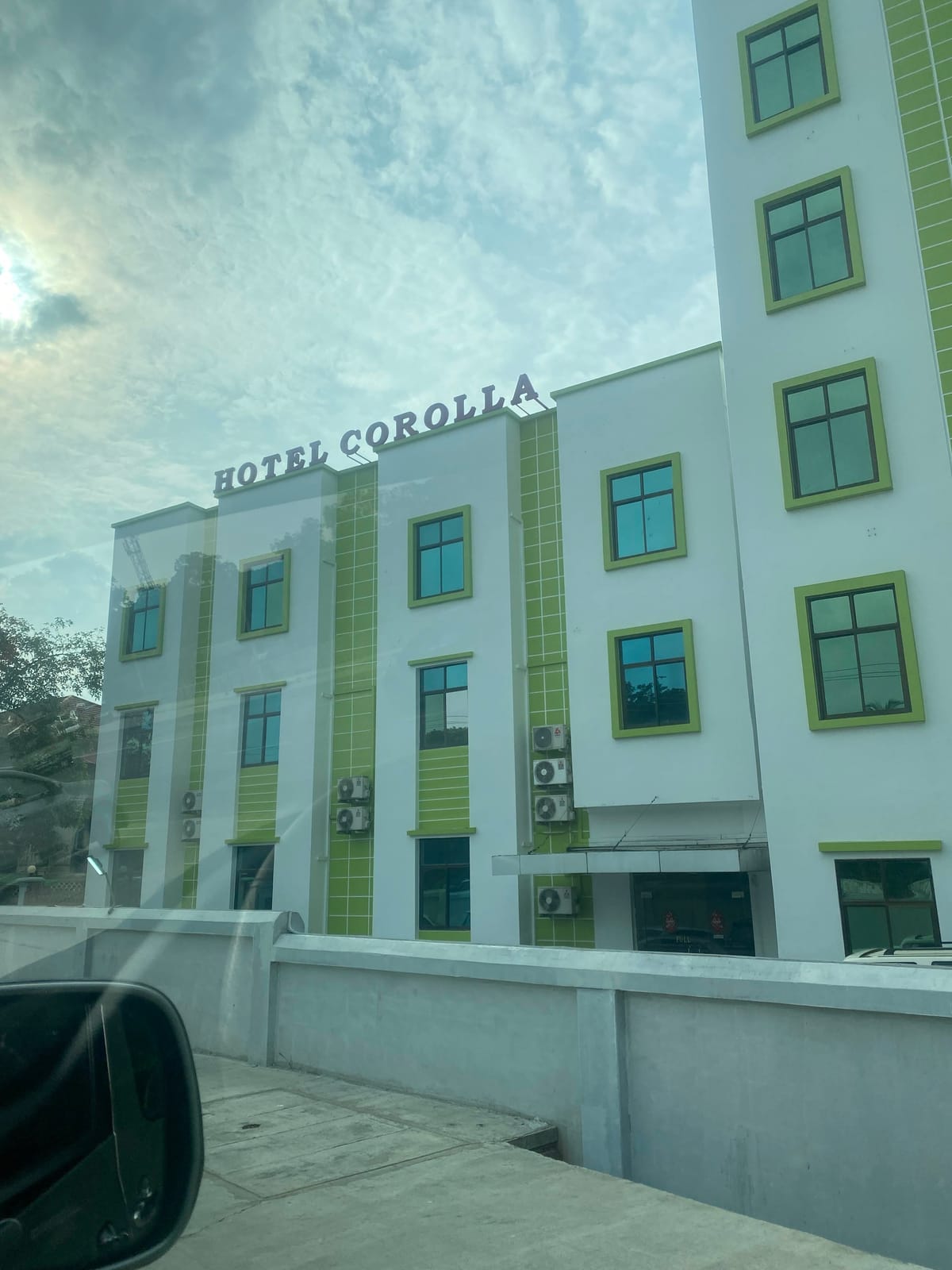 Hotel Corolla — 1