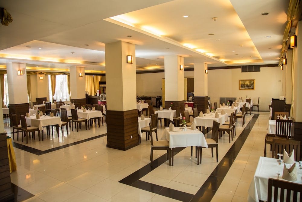 Hotel Yangon — 2