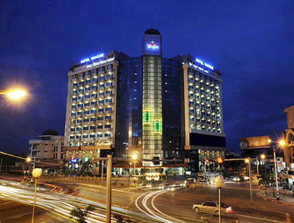 Hotel Yangon — 3