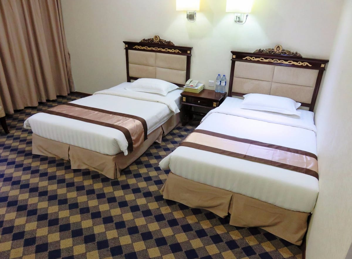 Sky Man Hotel — 3