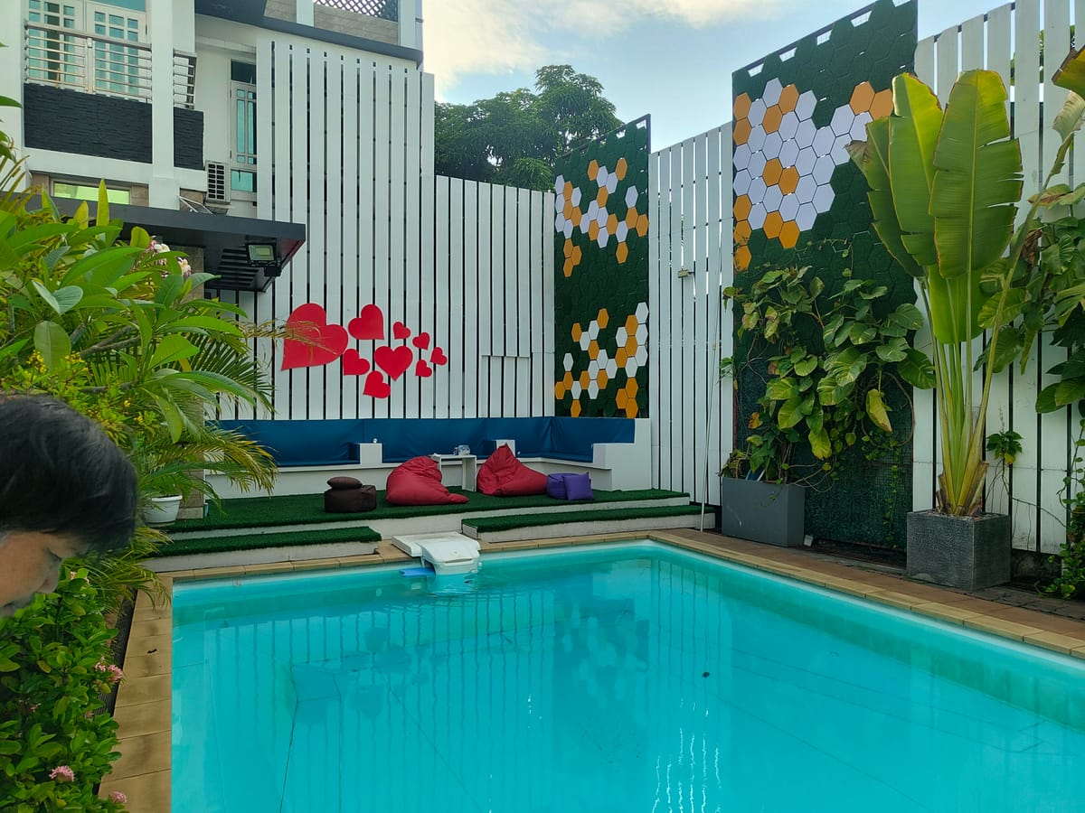 Ten Mile Hotel — 1