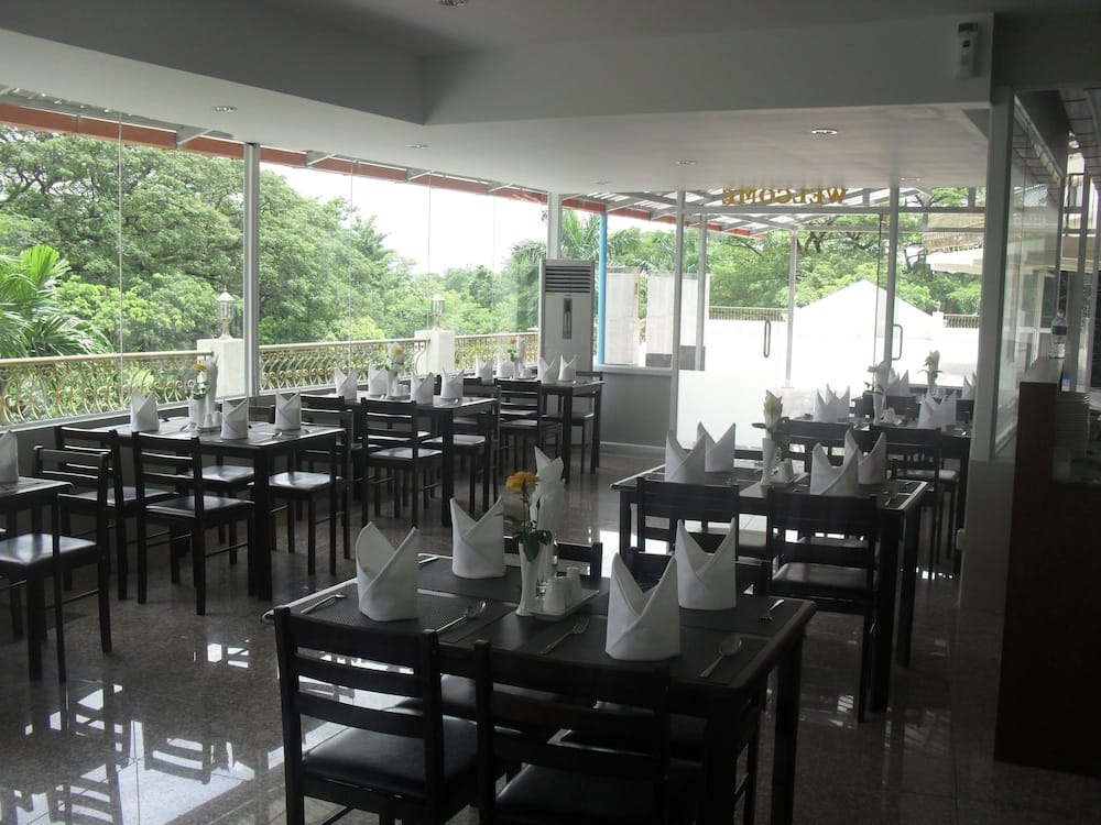 Yangon Airport Hotel — 2