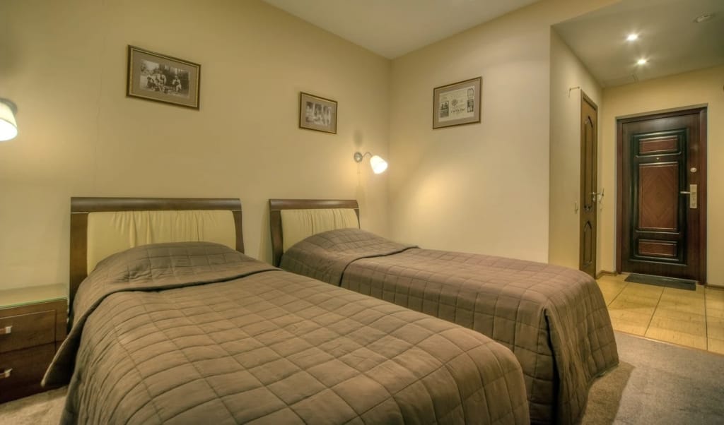 Graf Otel' — 4